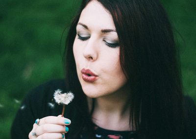 rostro mujer caucasiana en galeria 05