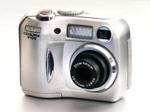 Nikon Coolpix 3100